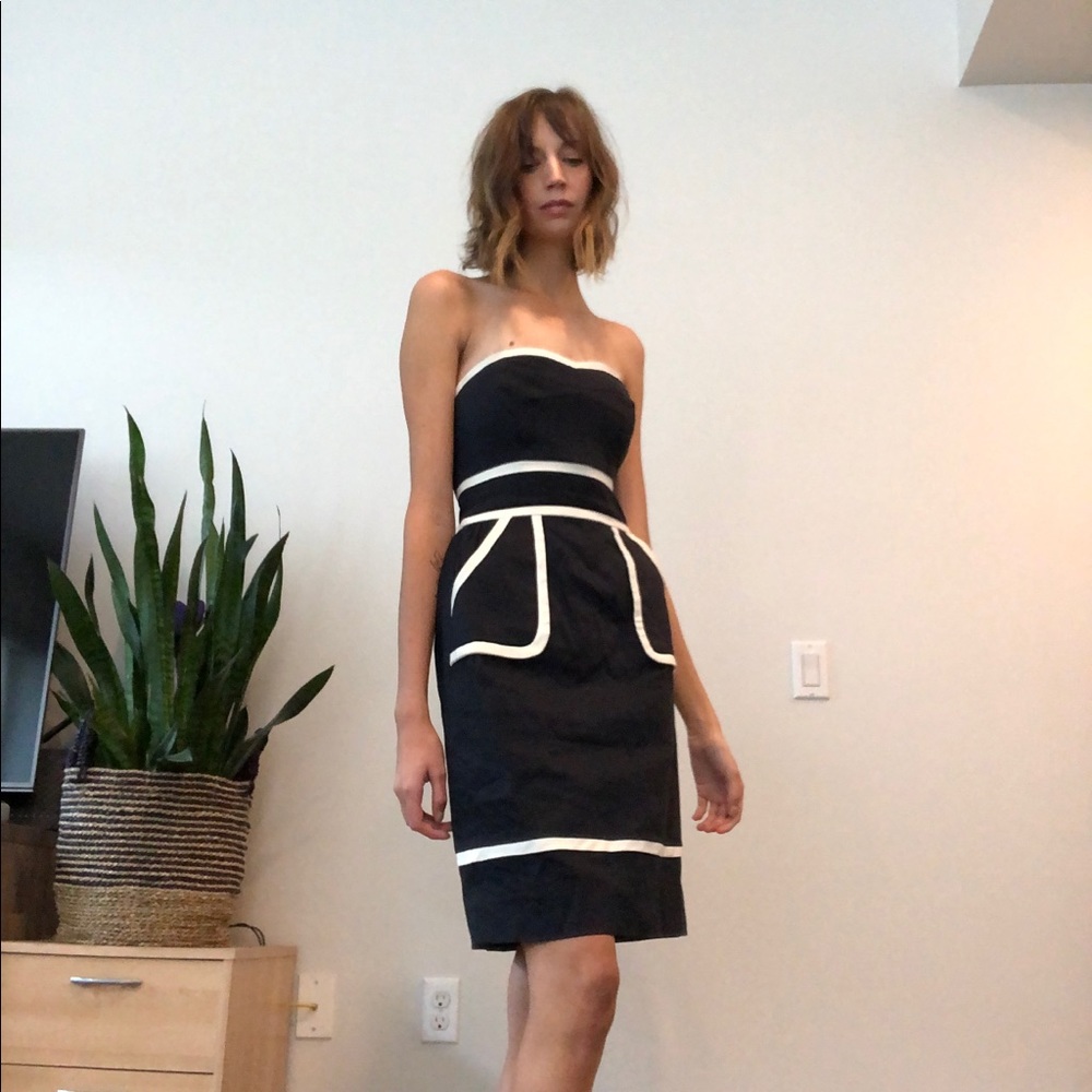 Chic Strapless Dress